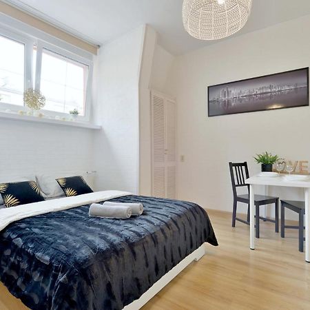 Sonya Apartment วรอตซวาฟ ภายนอก รูปภาพ